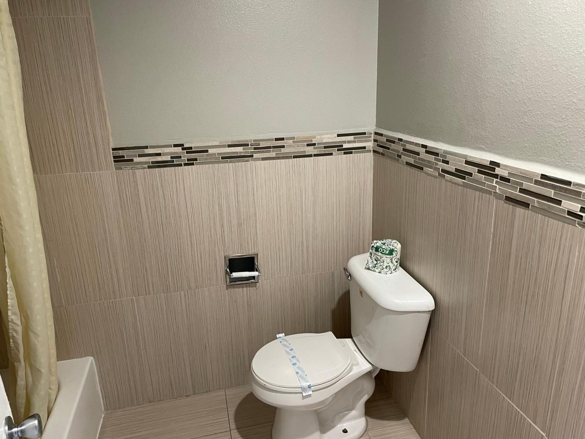 Heritage Inn And Suites Корона Экстерьер фото